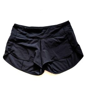 Lululemon black shorts